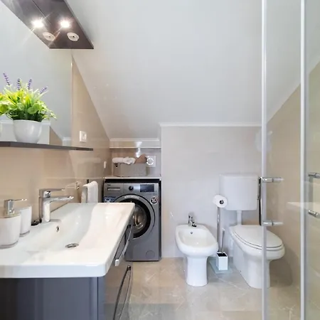 דירה Dragojevic - Two Bedroom With Terrace And Sea View וולה לוקה