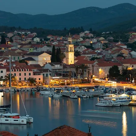 Dragojevic - Two Bedroom With Terrace And Sea View *