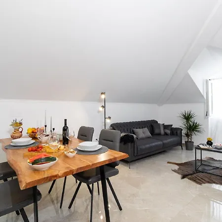 Dragojevic - Two Bedroom With Terrace And Sea View Apartment Vela Luka
